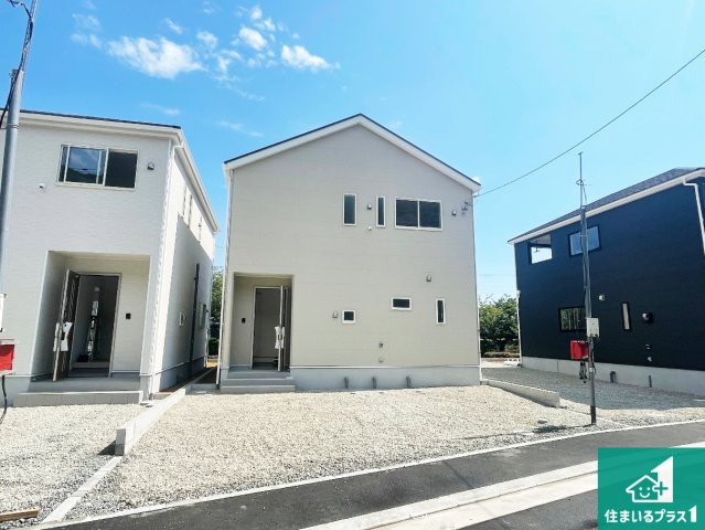 赤穂市北野中　第4-2期　新築一戸建ての外観|安心の10年保証！外観を美しく保ち、雨水で汚れを落とします！気になることがありましたら、お気軽にお問い合わせください！
