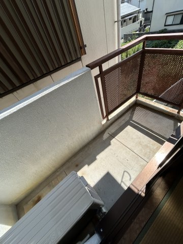 瓦宮住宅のバルコニー