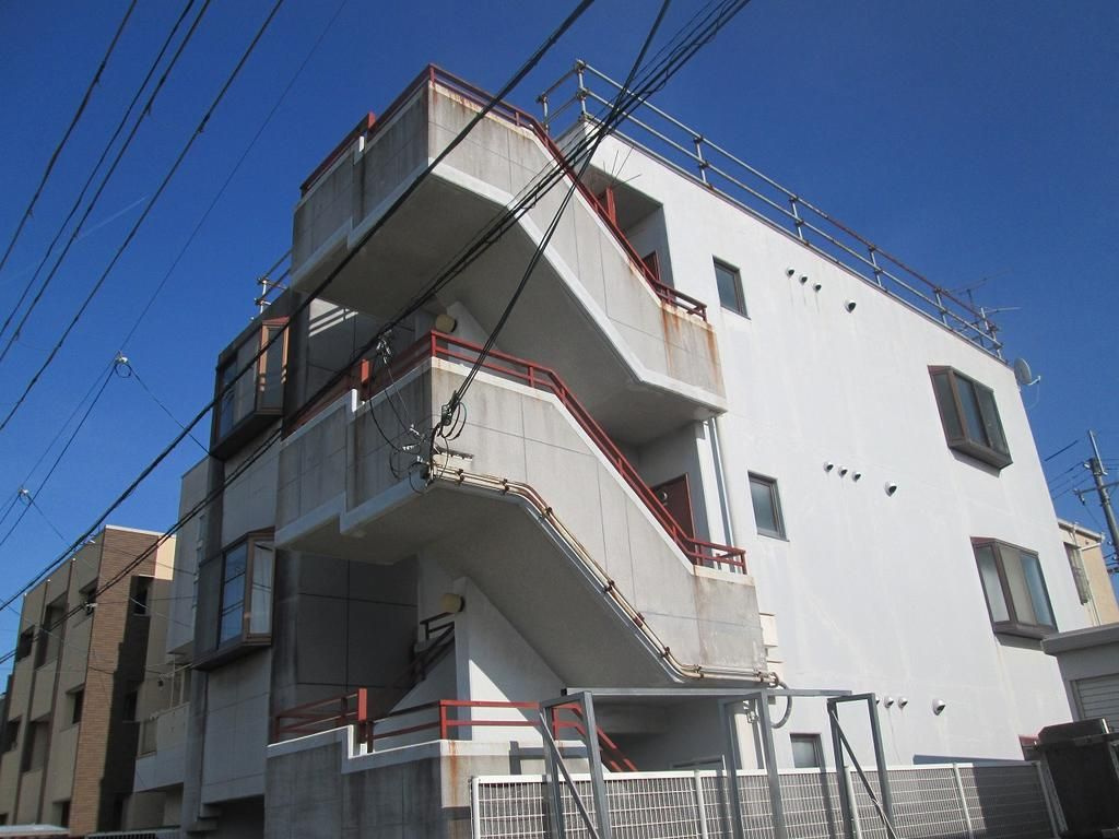 瓦宮住宅の外観