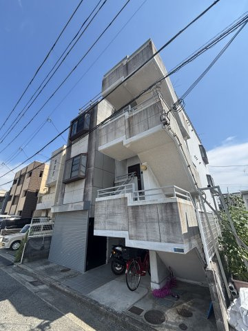 瓦宮住宅の外観