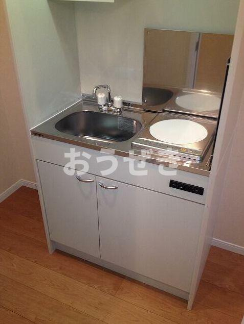 ワイズ山手石川町のキッチン