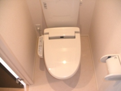 【トイレ】 | サンシャイン朱雀A棟 | コンパクトで使いやすいトイレです