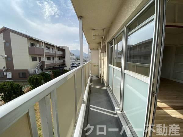 ビレッジハウス詫間1号棟のバルコニー|ビレッジハウスの同一物件・同一タイプの間取りの写真です