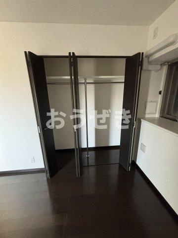ライオンズマンション横濱元町キャナリシアの居間・リビング