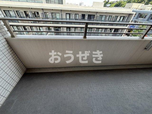 ライオンズマンション横濱元町キャナリシアのバルコニー