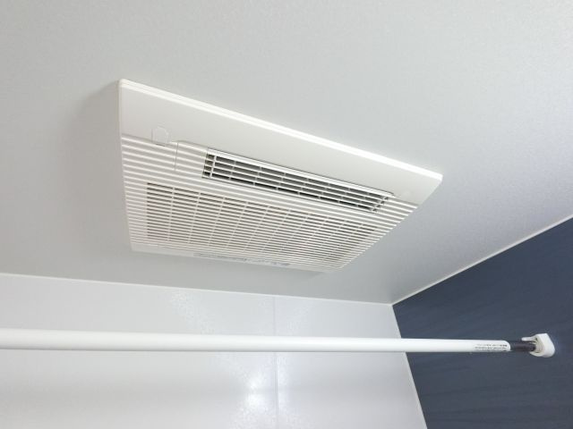【設備】 | ハーモニーコート　D | ☆浴室乾燥機☆