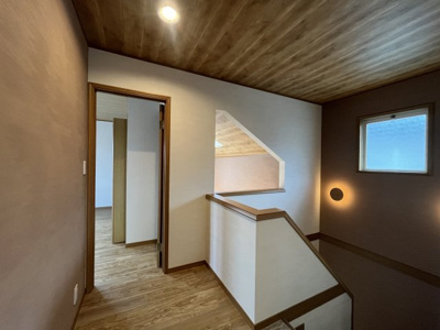 【その他】 | 柏尾台　中古戸建 | 光がはいるので明るい室内です。