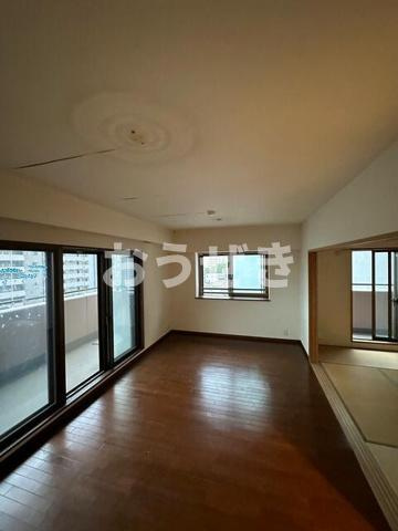 クリオ鶴見中央壱番館の居間・リビング