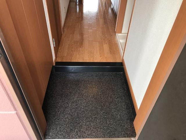 シェルル大町の玄関|玄関