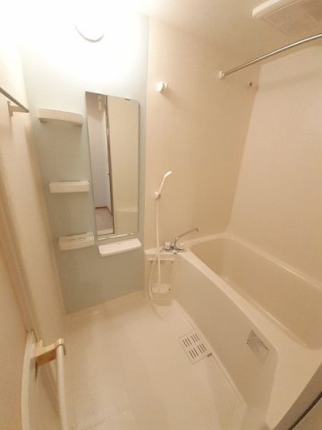 リヴァグレイスの浴室|コンパクトで使いやすいお風呂です