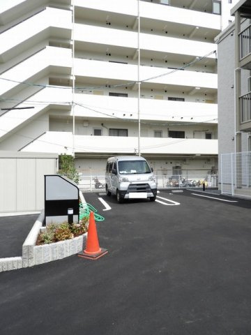 ファイン　セイバリーの駐車場|駐車場です