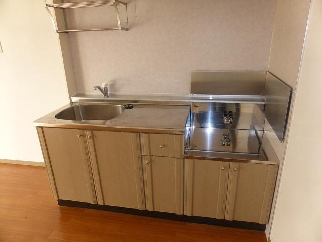 グリーンビレッジ山本　Ｂのキッチン|コンパクトなキッチンで掃除もラクラク