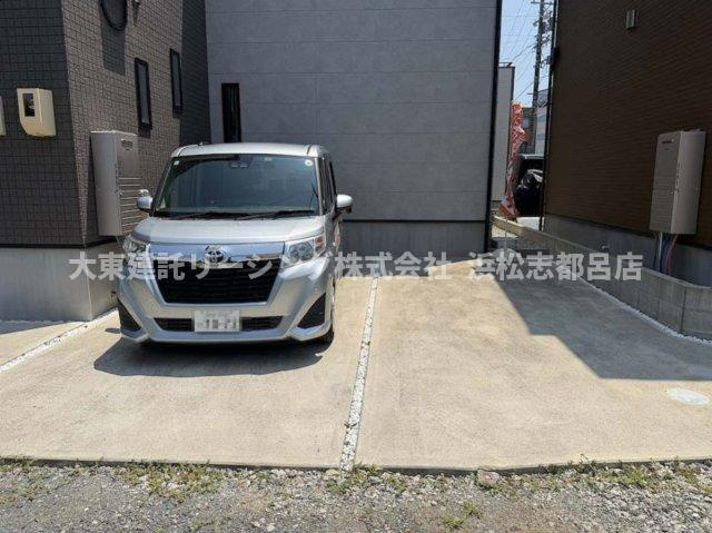 【駐車場】