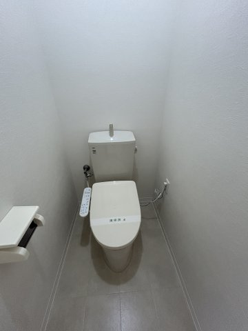 瓦宮住宅のトイレ