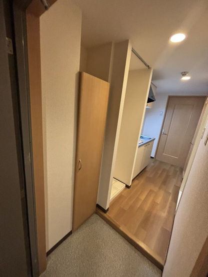 【玄関】クレセント戸山
