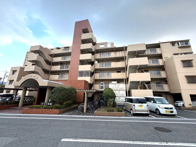 メイツ半田の外観