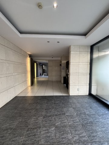 CITY SPIRE難波WESTⅡ(HERMI TAGE NAMBA WEST)のロビー