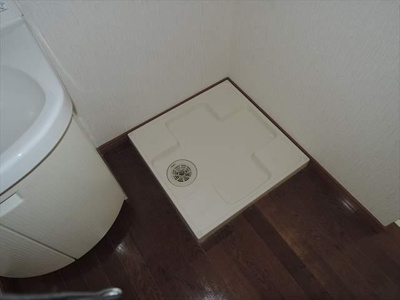 【設備】 | ハイツベウラ | 室内洗濯機置場