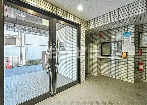 クリオ阪東橋壱番館のロビー