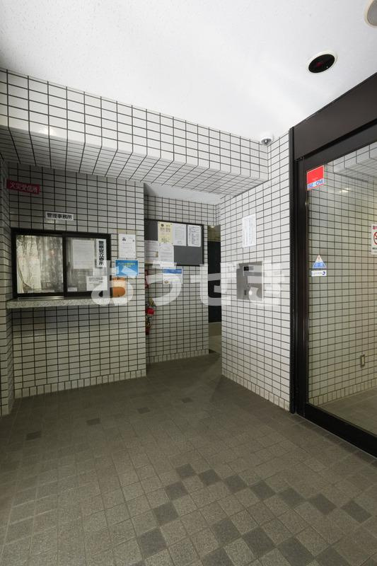 クリオ阪東橋壱番館のエントランス