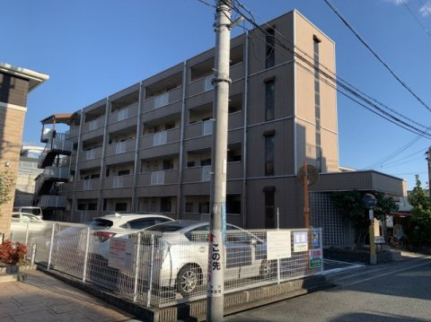 エスポアール摂津の周辺