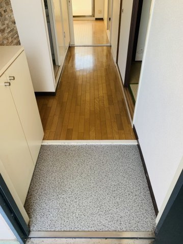 エスポアール摂津の玄関