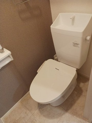レフィナード高城　Ａのトイレ|トイレです