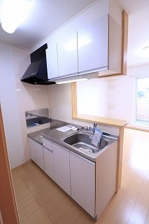 ロング　シーダー　Ｄのキッチン|きれいなキッチンです