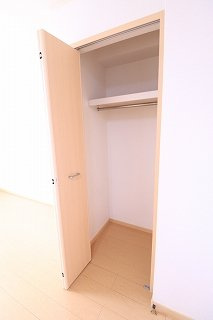ロング　シーダー　Ｄの収納|大きなスペースがあり、収納には困りません