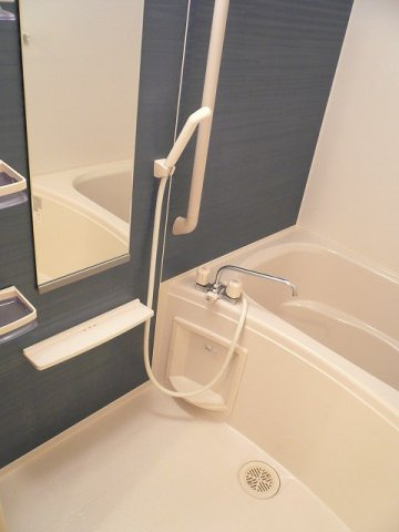 ロング　シーダー　Ｄの浴室|きれいなお風呂です