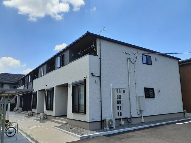 レジャリー　バッドの外観|おしゃれな外観です