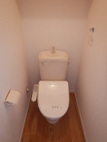 ビバリースクエアBのトイレ