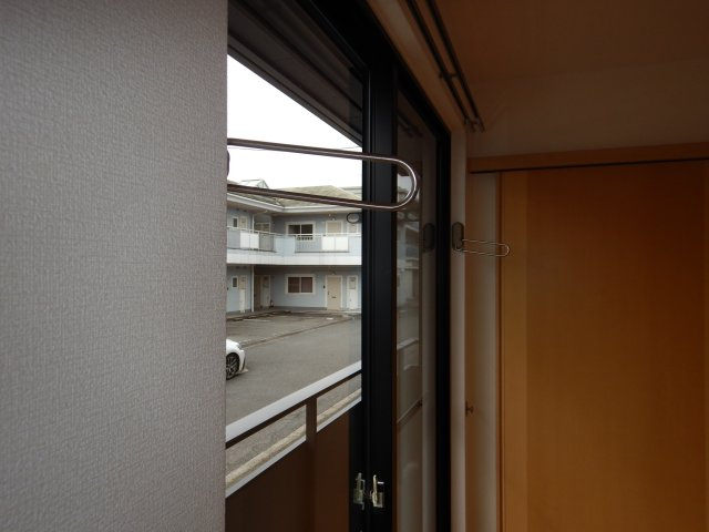 ビバリースクエアBの設備|室内物干し
