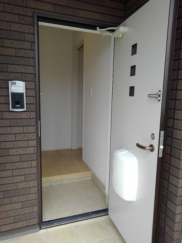 カーサ　アルバーダ　Ⅰの玄関|落ち着いた玄関です