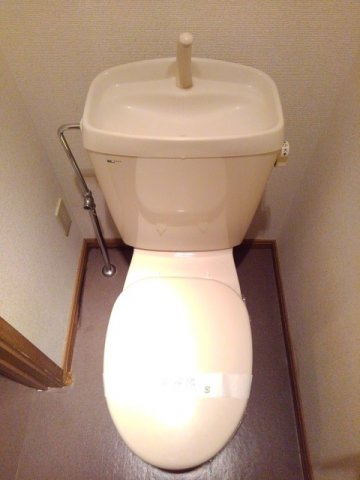 メゾンサンパティーク　Ｂのトイレ|シンプルで使いやすいトイレです