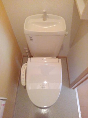 サンリット・スクエアのトイレ|ゆったりとした空間のトイレです