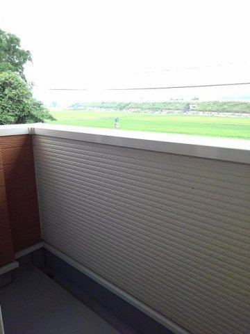 ハッピーメゾン　Ⅱのバルコニー|暖かな日差しのふりそそぐバルコニー