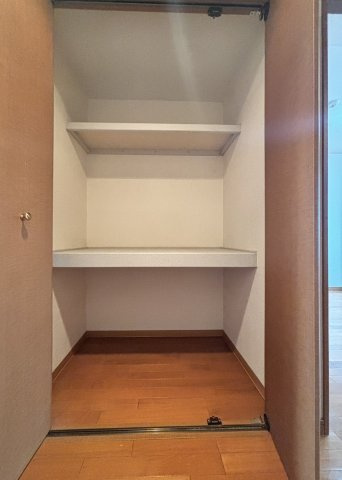サントノーレ高松中央弐番館の収納