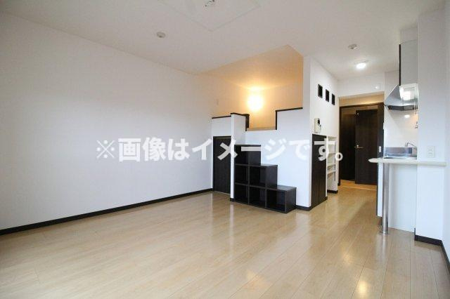 （仮称）都城市中町マンションの居間・リビング|ゆったり過ごせる居間です