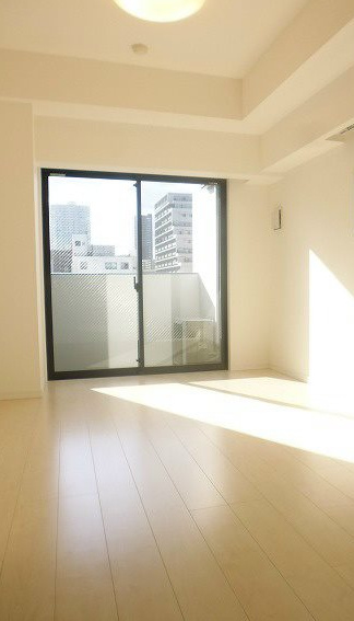 メイクスデザイン住吉アジールコートの居間・リビング