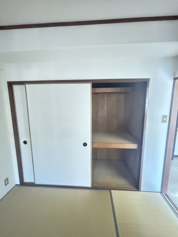 ライオンズマンション東園田の収納