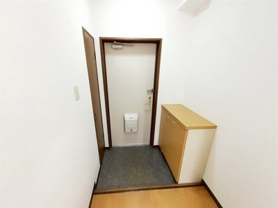 【玄関】 | サンパーク田原 | 明るい玄関です