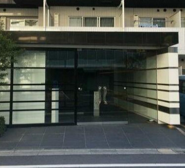 ＡＸＡＳ東十条アジールコートのエントランス