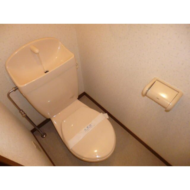 アンプルールフェールエトワール金山のトイレ