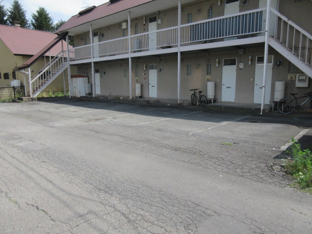 コーポかわしまの駐車場