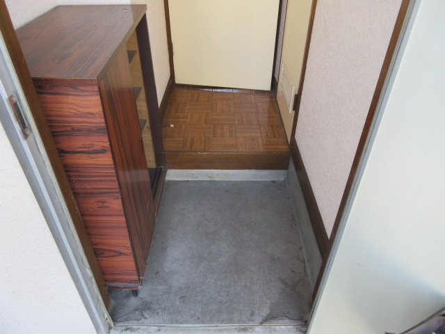 コーポかわしまの玄関