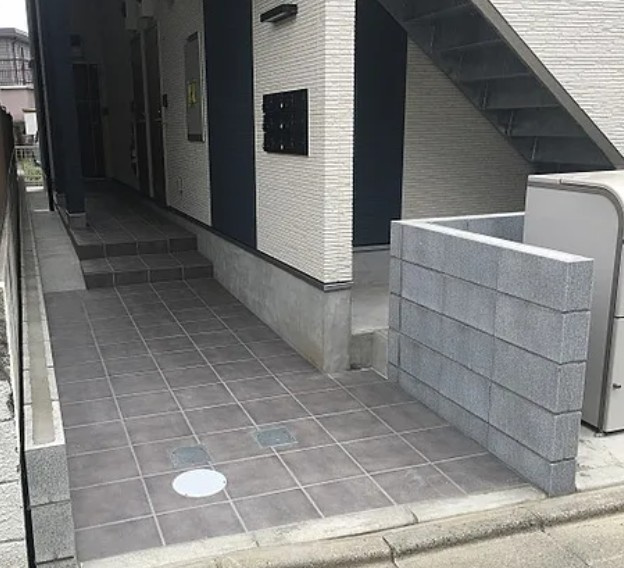 ＣＢ川越カローレのエントランス