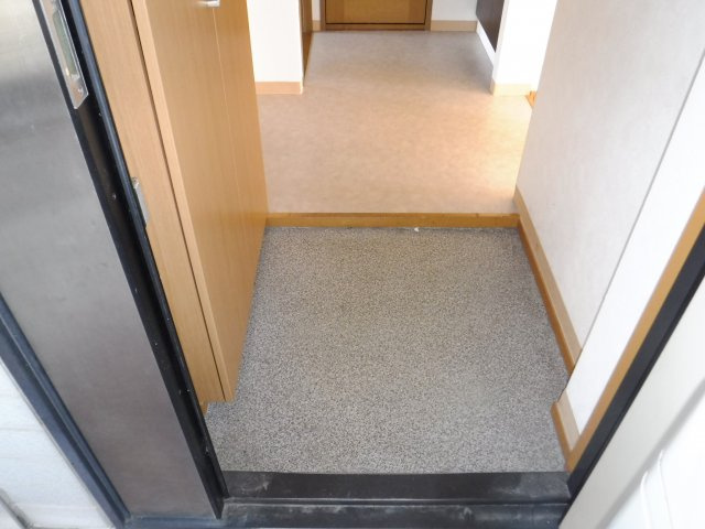 オルメドの玄関|他のお部屋の参考写真となります。