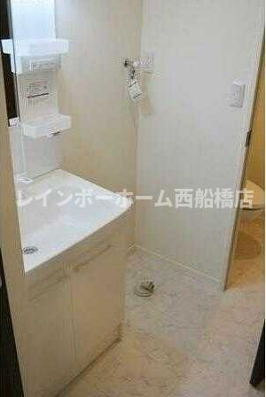 グラシア津田沼Ⅱの独立洗面台