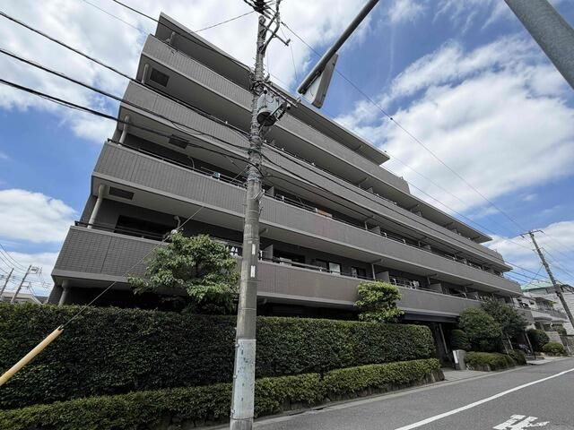 コスモ学芸大学
